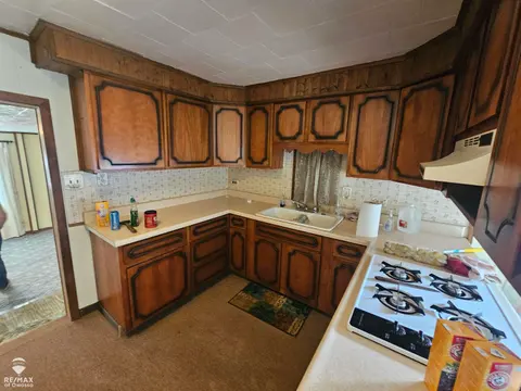 1011 Walnut Street, Owosso MI 48867 photo 3