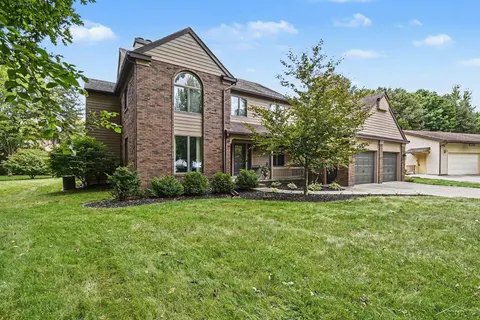 6102 Oak Meadows Court, Midland MI 48640 photo 3