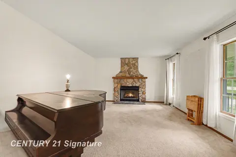 4171 N Thomas Road, Freeland MI 48623 photo 3