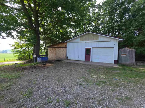 6370 Grant Avenue, Farwell MI 48622 photo 5