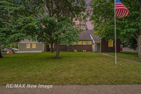 640 E Saginaw Street, Breckenridge MI 48615 photo 2