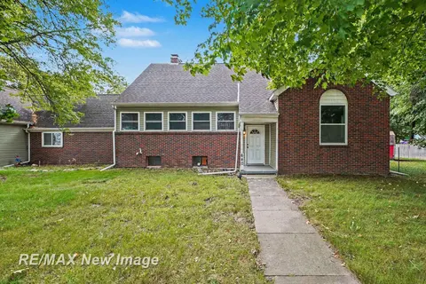 640 E Saginaw Street, Breckenridge MI 48615 photo 3