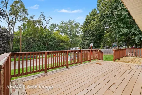 640 E Saginaw Street, Breckenridge MI 48615 photo 5