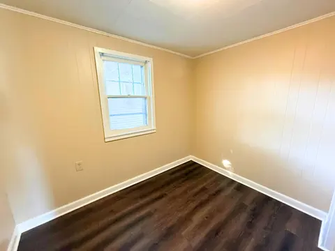 401 S Vanburen B Street # B, Bay City MI 48708 photo 4