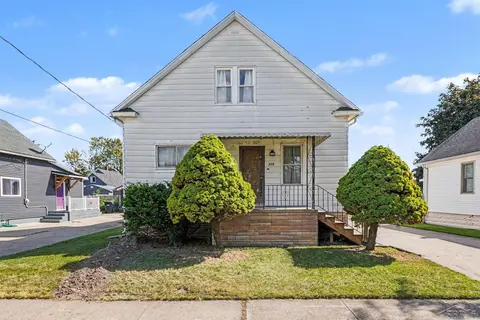 715 S Sheridan Street, Bay City MI 48708 photo 2
