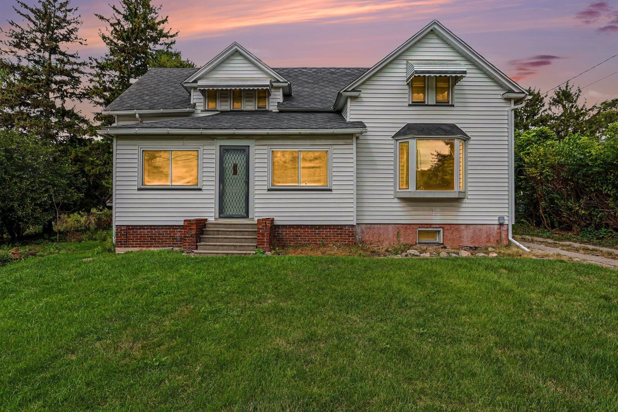 49 Salzburg Road, Bay City MI 48706 photo 1
