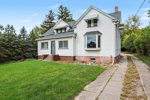 49 Salzburg Road, Bay City MI 48706 photo 2