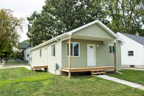 220 S Sherman Street, Bay City MI 48708 home for sale