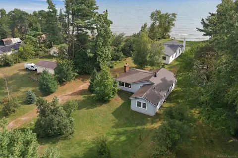 3770 N Lakeshore Road, Deckerville MI 48427 photo 2