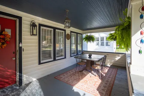 805 E Exchange Street, Owosso MI 48867 photo 2