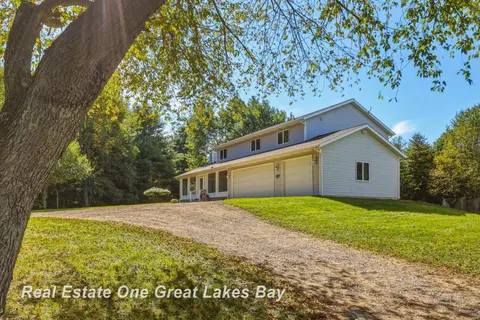4364 Sheridan Road, Vassar MI 48768 photo 3