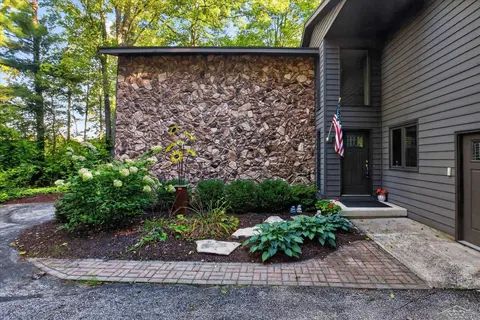 3812 Woodside Drive, Midland MI 48640 photo 3