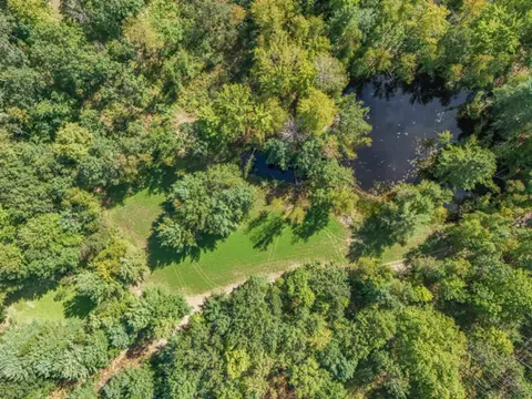3960 Lakeshore Drive, Gladwin MI 48624-7805 photo 3