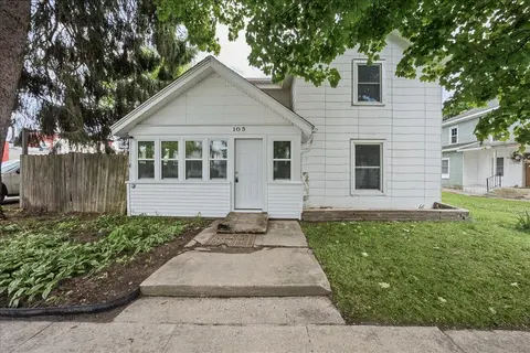 105 S Shiawassee Street, Bancroft MI 48814 home for sale