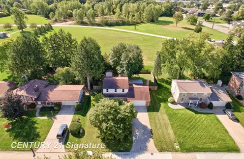 4925 Century Drive, Saginaw MI 48638 photo 3