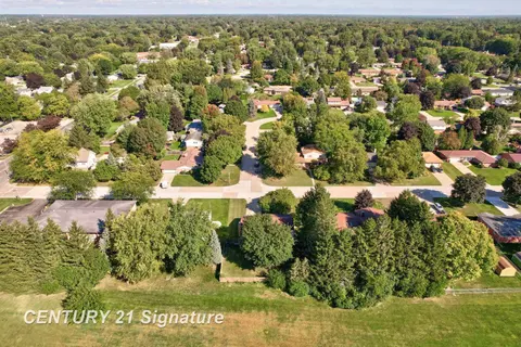 4925 Century Drive, Saginaw MI 48638 photo 5