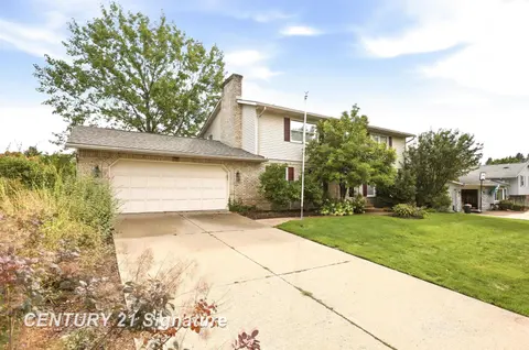723 Willow Lane, Frankenmuth MI 48734 photo 2
