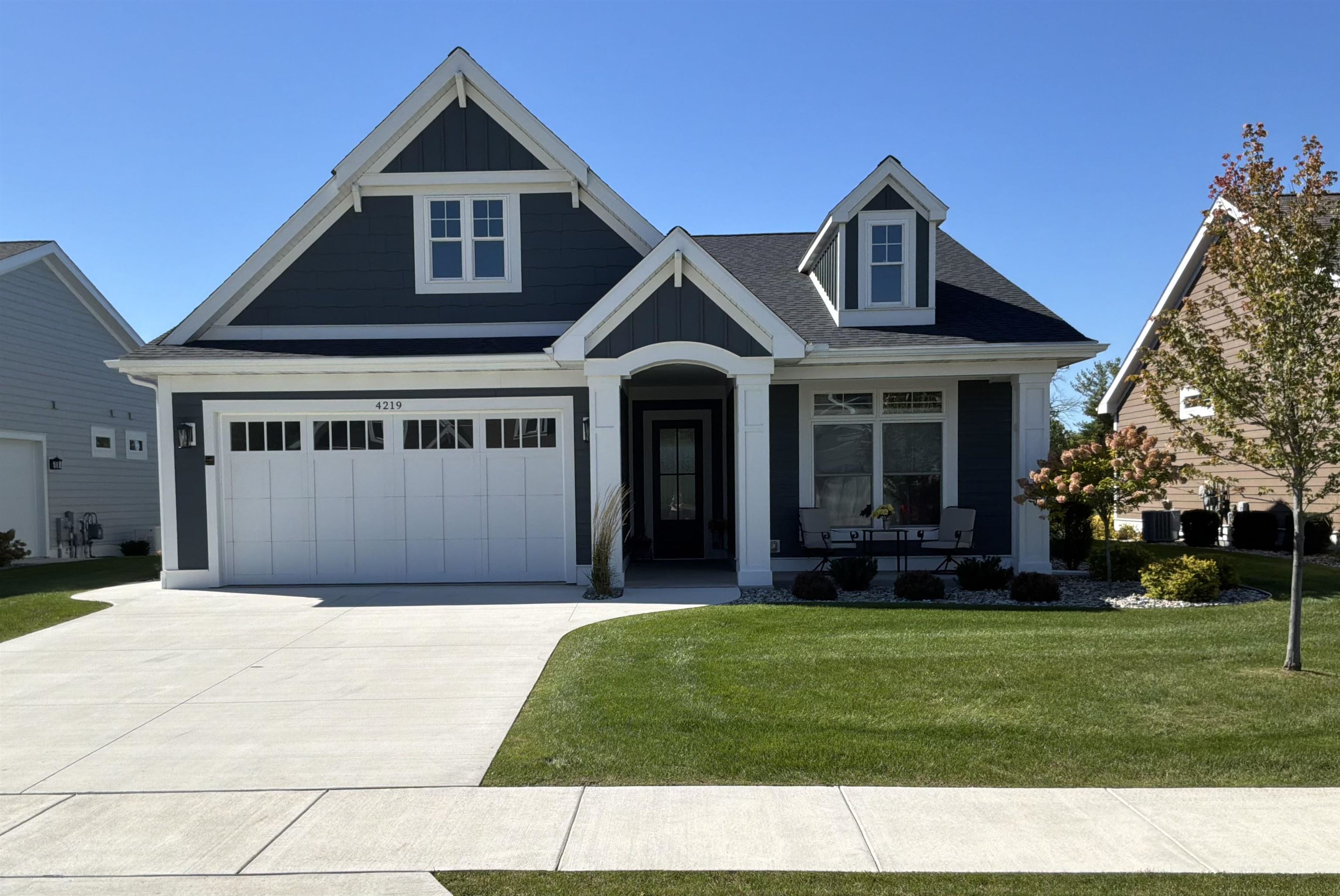 4219 Village Green Drive, Freeland MI 48623 photo 1