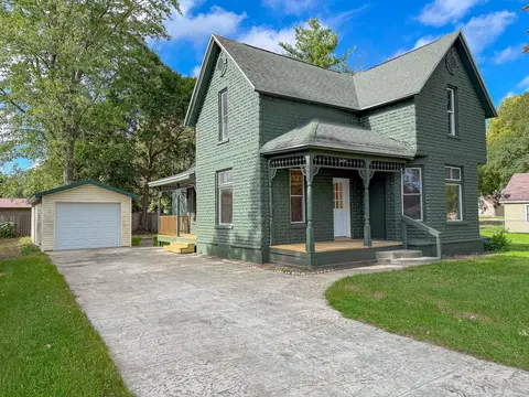 207 W Washington Street, Coleman MI 48618 home for sale