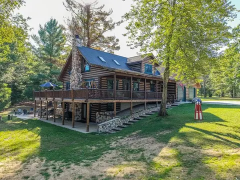 8328 White Pine Ridge, Harrison MI 48625 home for sale