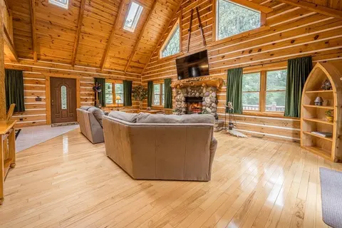 8328 White Pine Ridge, Harrison MI 48625 photo 5