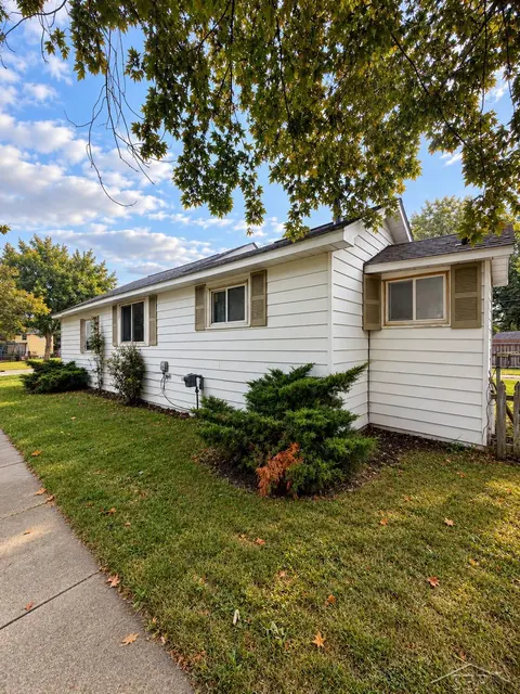 200 18th Street, Bay City MI 48708 photo 2