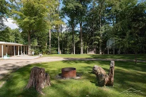 90 Wiley Lane, Midland MI 48640 photo 4
