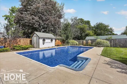 441 E Williams Street, Corunna MI 48817 photo 4