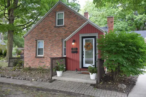3811 Salem Street, Midland MI 48642 photo 2