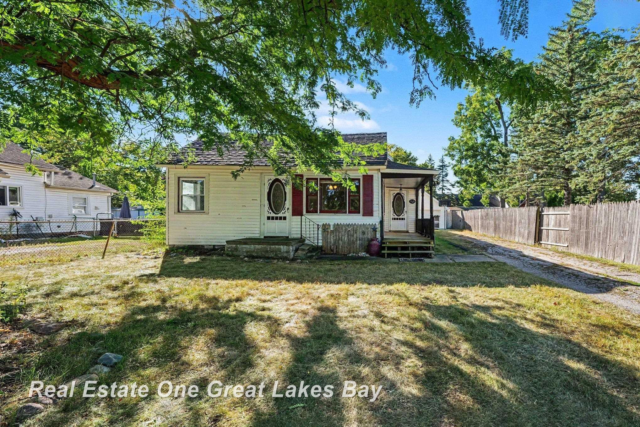 508 S Kiesel Street, Bay City MI 48706 photo 1