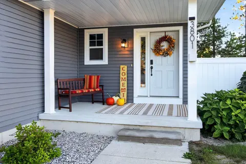 3801 Bobcat Court, Midland MI 48642 home for sale