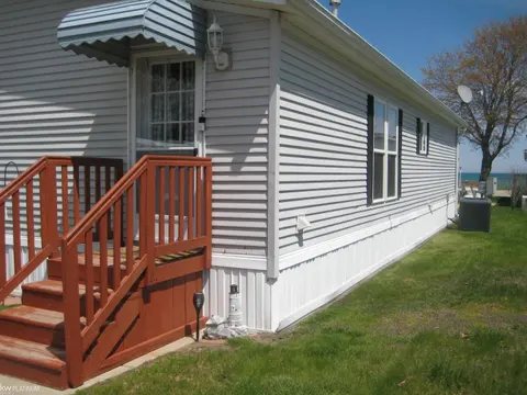 412 Silver Sand Drive, Port Sanilac MI 48469 photo 2