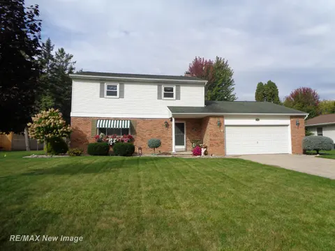 3185 Columbine Drive, Saginaw MI 48603 home for sale
