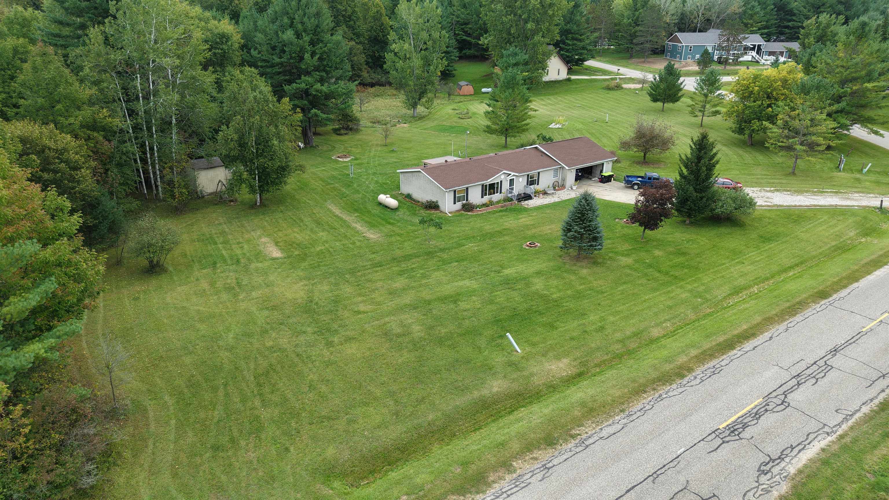 5348/5340 Avebury Way, Gladwin MI 48624 photo 1