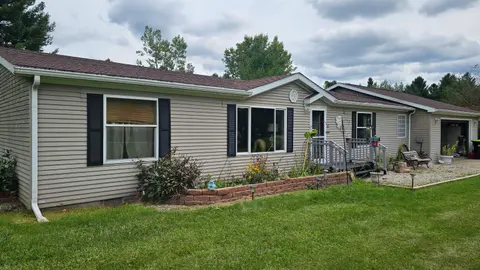 5348/5340 Avebury Way, Gladwin MI 48624 photo 4