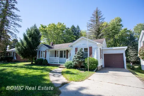 446 Goodrich Street, Vassar MI 48768 photo 2