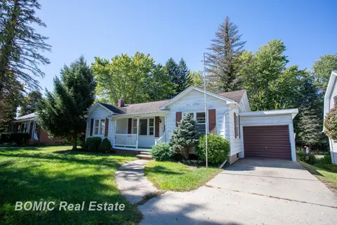 446 Goodrich Street, Vassar MI 48768 photo 3