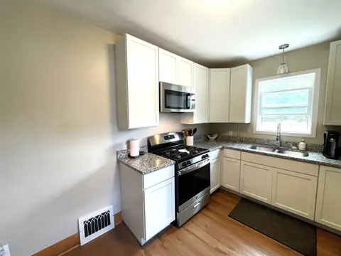 287 State Park Drive, Bay City MI 48706 photo 3