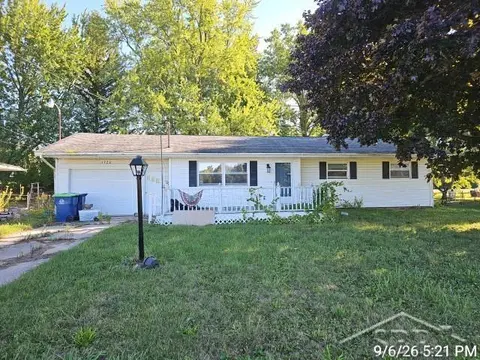 1720 Iowa Road, Saginaw MI 48601 home for sale