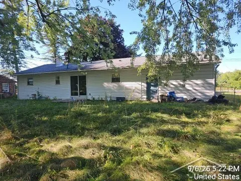 1720 Iowa Road, Saginaw MI 48601 photo 2