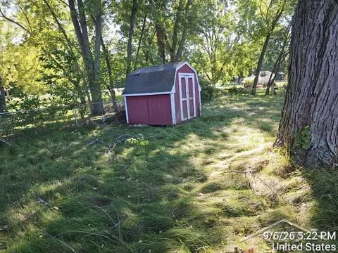 1720 Iowa Road, Saginaw MI 48601 photo 4