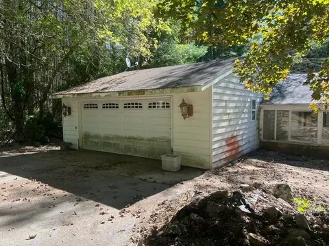 881 Old County Farm Street, Harrison MI 48625 photo 3