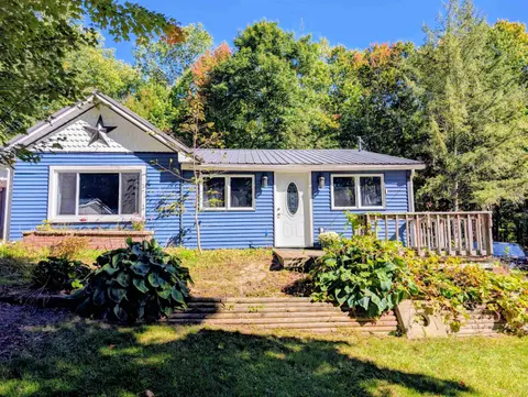 392 N Scott Drive, Farwell MI 48622 home for sale