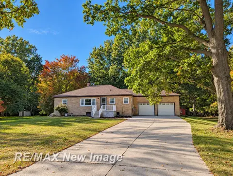 3890 Grotto Road, Bridgeport MI 48722 photo 2