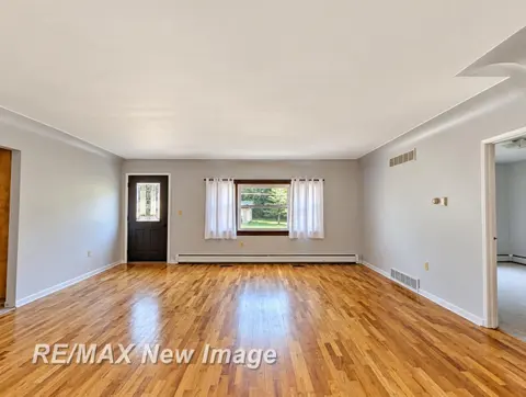 3890 Grotto Road, Bridgeport MI 48722 photo 4