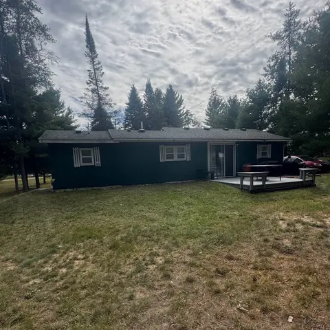 4080 Gayla Drive, Harrison MI 48625 photo 3