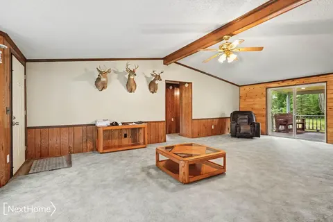 1248 E Highwood Road, Beaverton MI 48612 photo 4