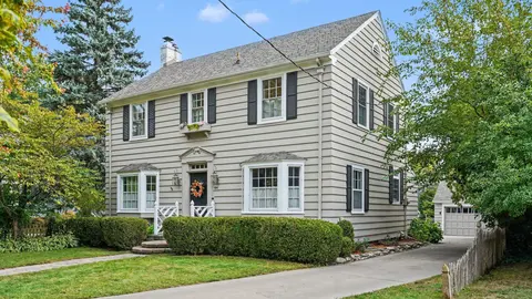 604 Park Avenue, Bay City MI 48708 photo 2