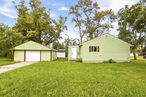 5025 Lodge Street, Saginaw MI 48601 photo 2