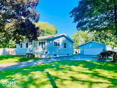 918 Dingwall Drive, Owosso MI 48867 photo 4